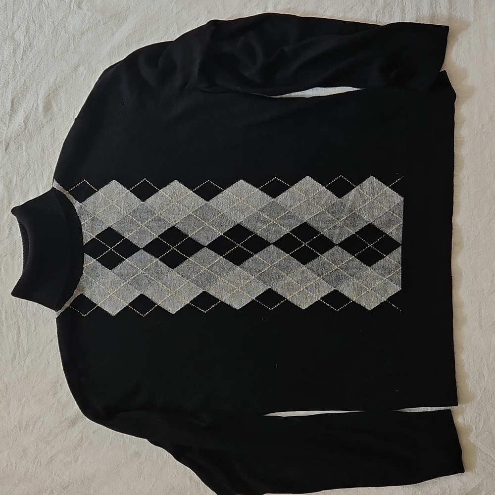 Charter Club Black and Gray Argyle Turtleneck Sweater Size Medium